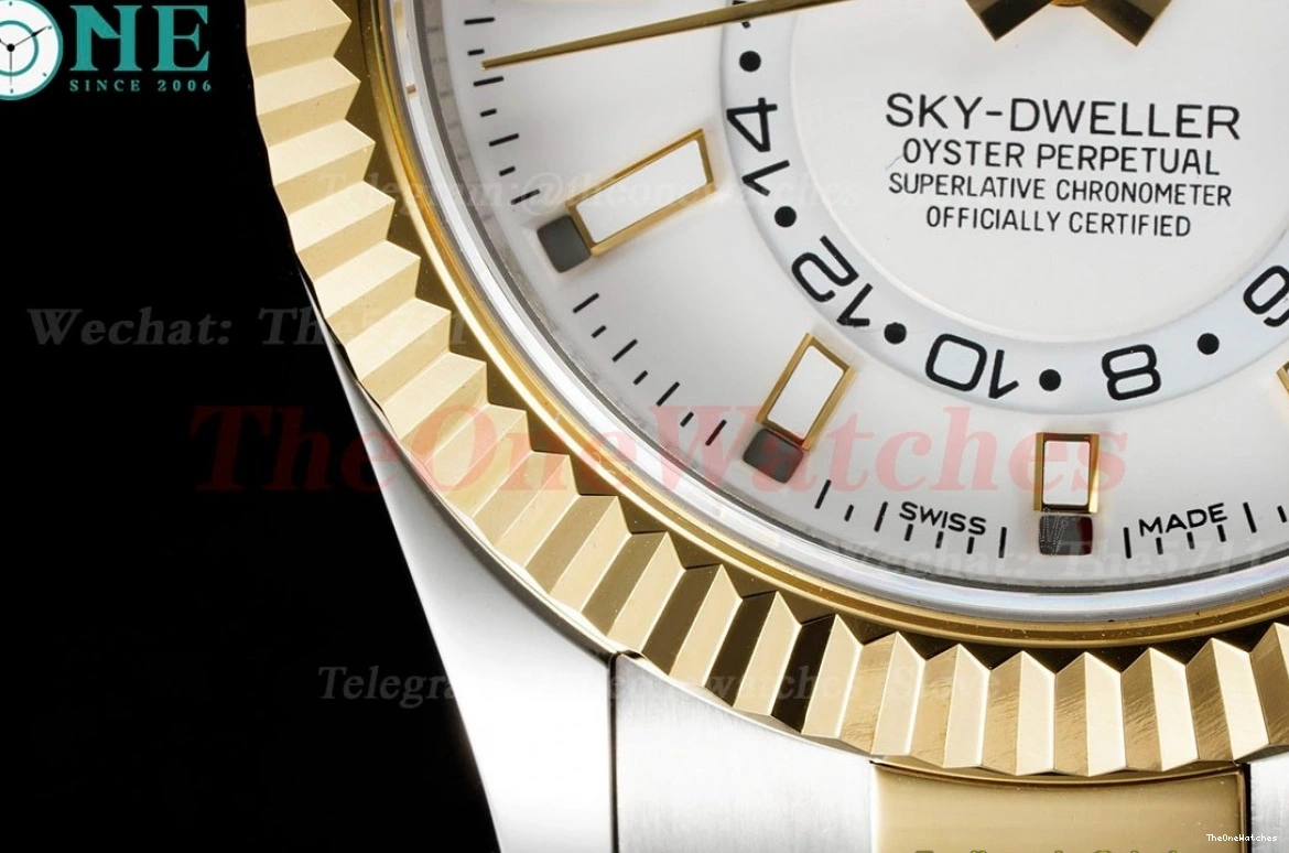 Oyster 326933 FNF YG SS Stk SkyDweller A9001 42mm White 1220
